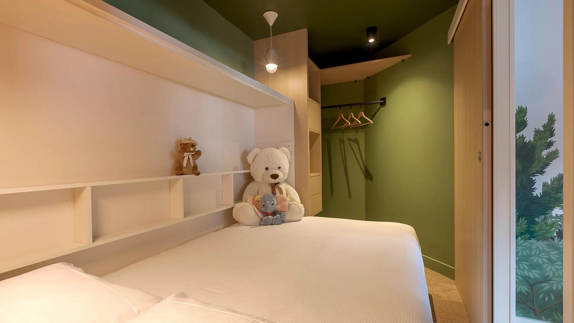Lykke Hotel & Spa Chamonix 4*,  France