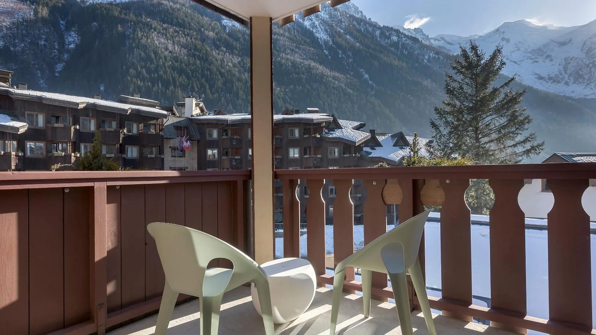 Lykke Hotel & Spa Chamonix 4*,  France